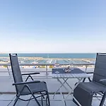 Hafen & Strand شقة *
